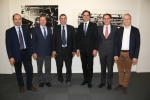 Sie waren sich über den Fusionsvertrag von SEL und Etschwerken einig (v.l.): Giorgio Balzarini, BM Günther Januth, BM Luigi Spagnolli, LH Arno Kompatscher, LR Richard Theiner und Klaus Ladinser./Foto LPA