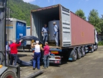 Container für Trinkwasseranlage auf dem Weg nach Brukina Faso