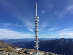 Der neue, 50 Meter hohe Rundmast auf der Schwemmalm - Foto: LPA/RAS