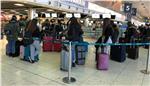 Concluso positivamente il rientro degli studenti beneficiari di borse di studio della Regione. Nella foto un gruppo di studenti all’aeroporto di Londra in procinto di rientrare in Italia (Foto: ASP/Regione Trentino Alto Adige)