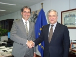 LH Kompatscher (links) mit dem italienischen EU-Kommissar Antonio-Tajani. Foto: LPA/vc.