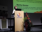 Landesrätin Stocker hat beim heutigen 6. Euregio-Symposium der Seniorenwohnheime auf die Bedeutung eines tragfähigen Netzwerks hingewiesen - Foto: EVTZ