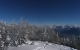 Rekordschneemengen verzeichnet der Landeswetterdienst: Im Bild die Wetterstation Gantkofel mit Blickrichtung Bozen-Schlern; die Spuren stammen von den Mitarbeitern des Funkdienstes, die heute (6. Februar) zu Wartungszwecken dort waren.