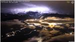 Wintergewitter am 11. Jänner 2016, mit Blick vom Gantkofel über Bozen auf die Dolomiten.