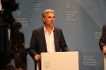 Landerat Schuler bei der heutigen Landesregierungs-Pressekonferenz